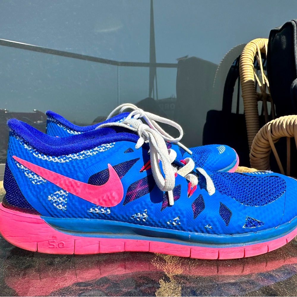 Nike Free  Running Shoes Blue & Pink- Size 5